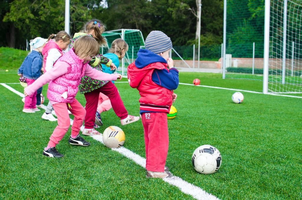 CHILDREN'S SPORTS DAY